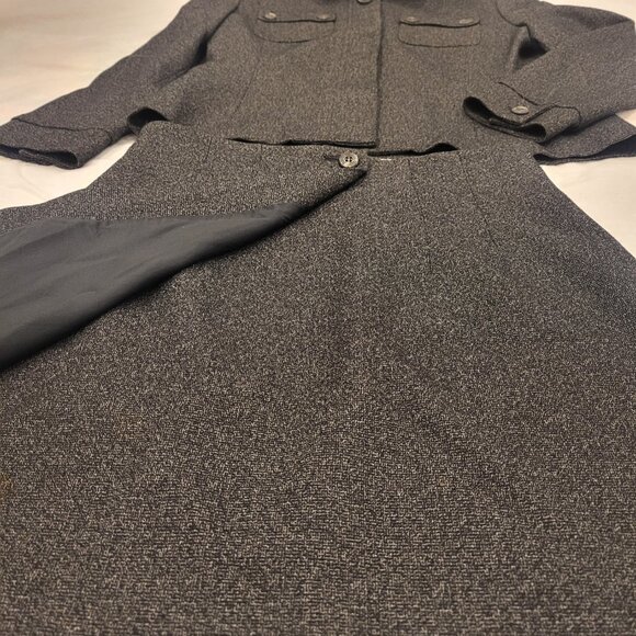 Grey Wool Skirt and Jacket Ladies Suit Grey Size 8 - Picture 3 of 16